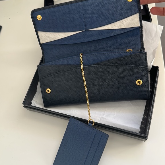 Prada long Saffiano Leather wallet - Picture 7 of 14